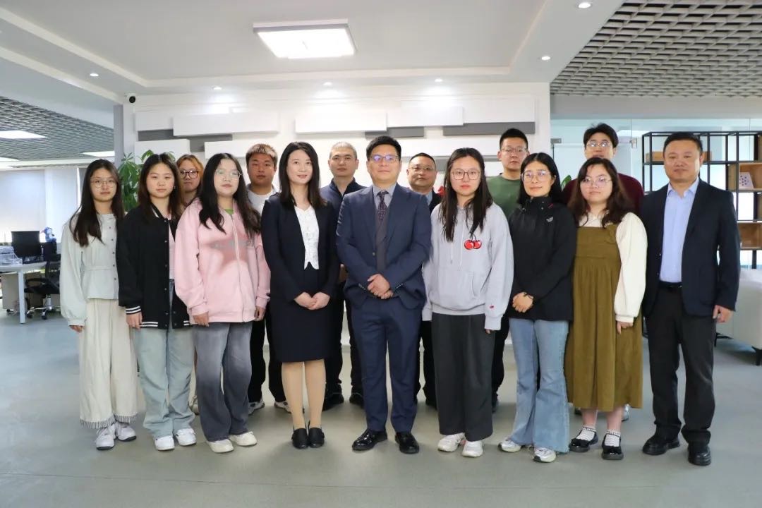 以夢(mèng)為馬，不負(fù)韶華|天仁人力2025新員工1期培訓(xùn)畢業(yè)典禮圓滿(mǎn)舉行