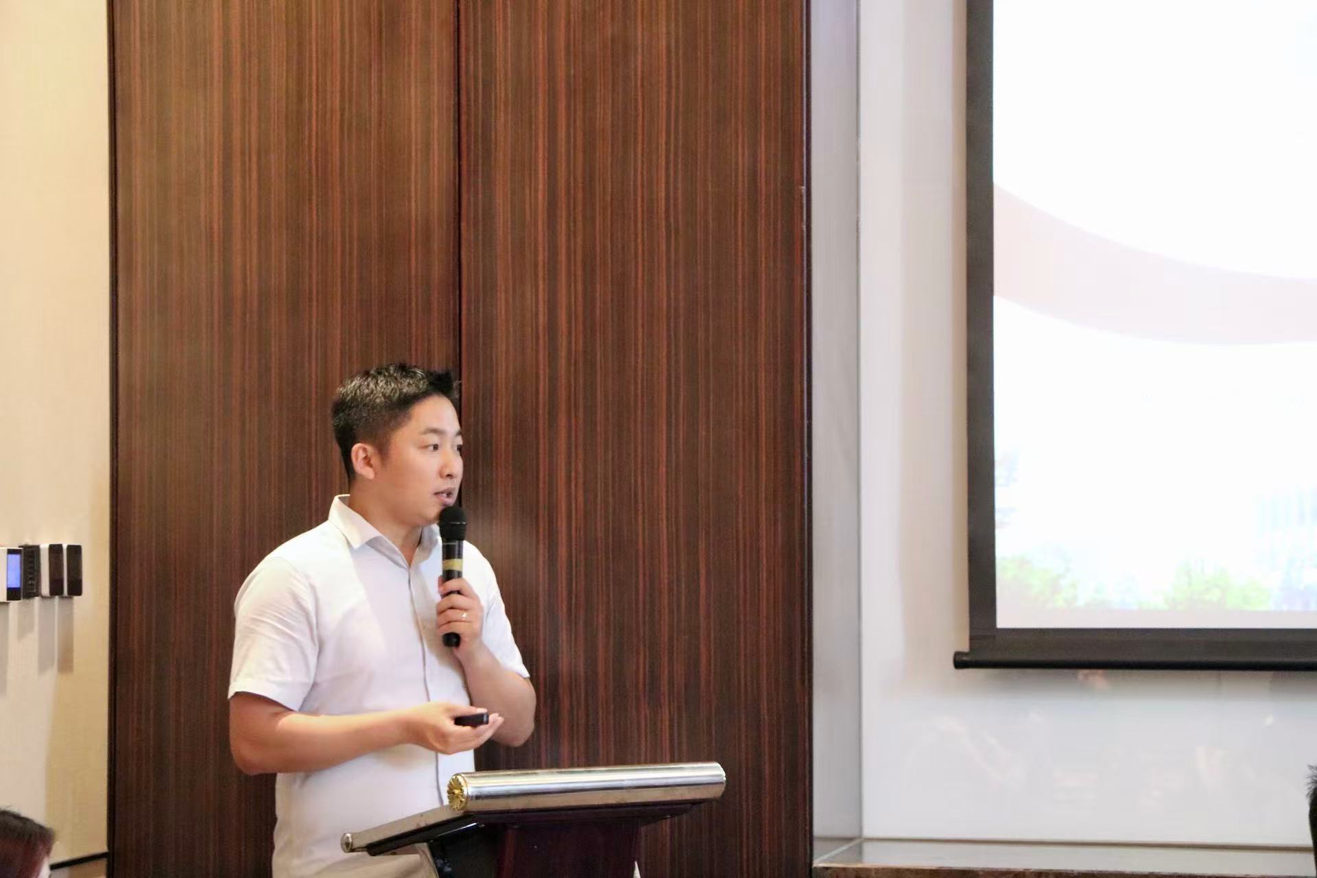 1749111270317775.jpg 1749111270317775.jpg